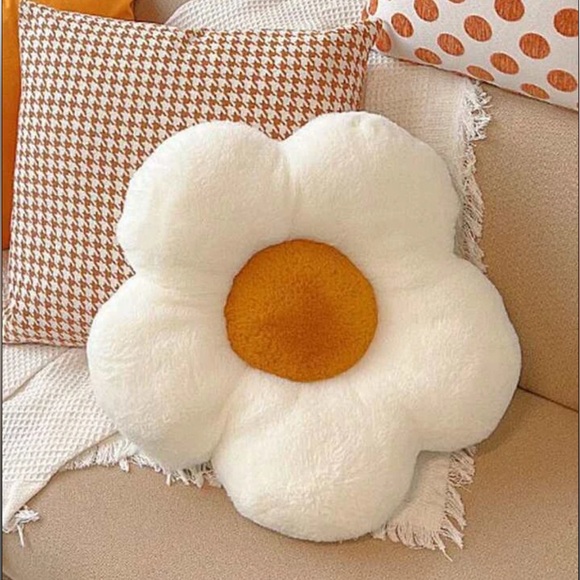 Other - White and Orange Daisy Pillow